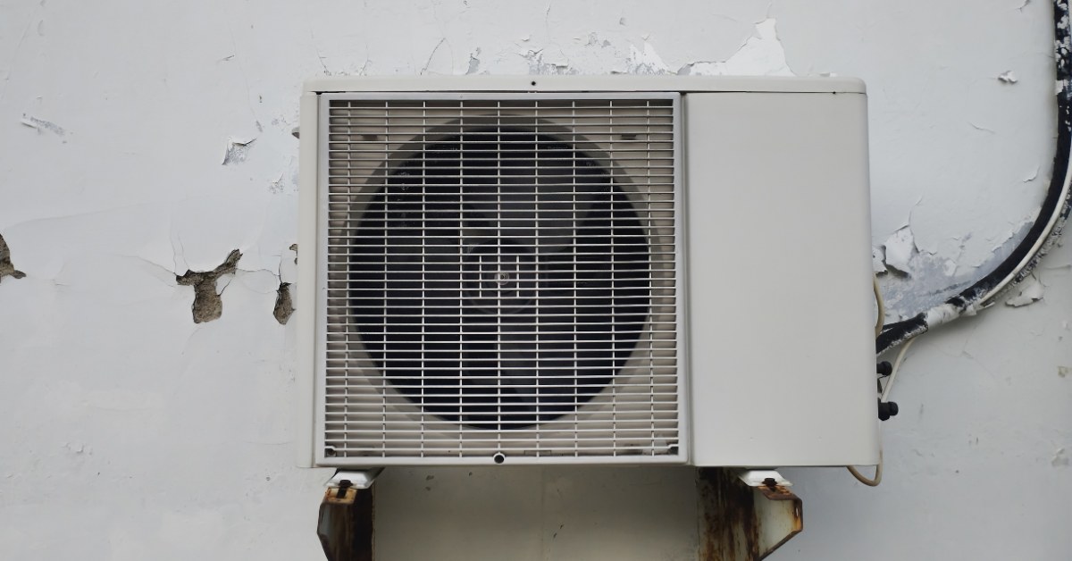 Overworked Air Conditioner: Key Indicators and Solutions